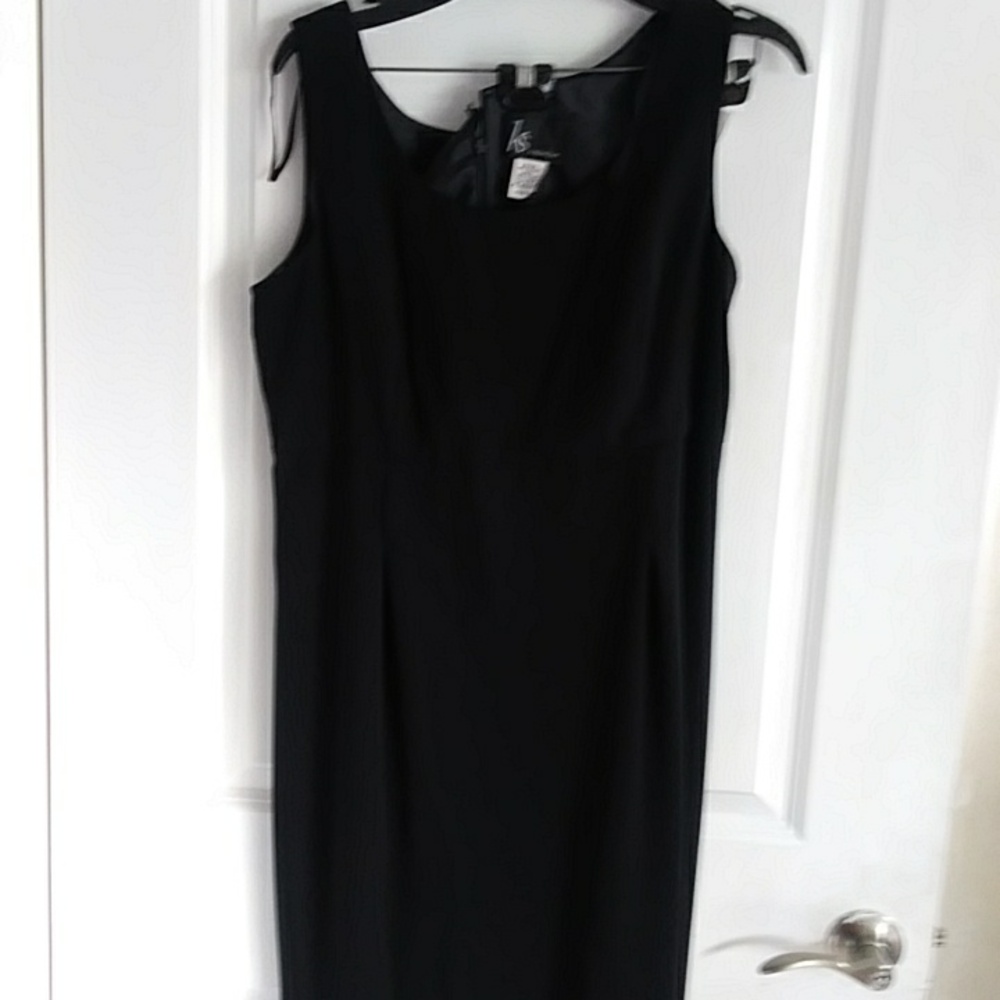 Knee length dress size 12